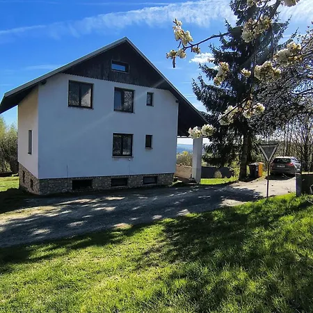 S Výhledem Do Krajiny Jestřabí V Krkonoších Jestrabi V Krkonosich